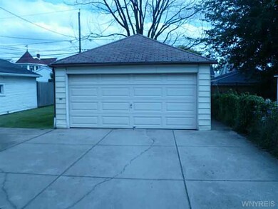 Garage 2 car garage