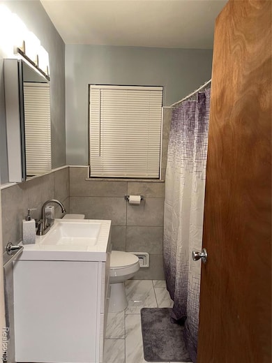 4215 3 Mile Dr, Detroit, MI 48224 - photo 4