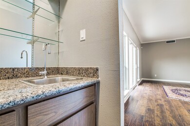 1915 Augusta Dr unit 20, Houston, TX 77057 - photo 7