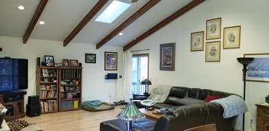 5 LIVING ROOM 1