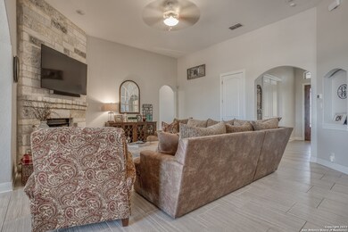 26130 Dakota Chief, San Antonio, TX 78261 - photo 6