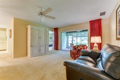 4035 Oakhurst Dr, Sarasota, FL 34233 - photo 4