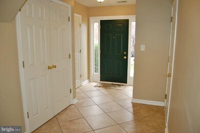 2719 Thornbrook Ct, Odenton, MD 21113 - photo 2