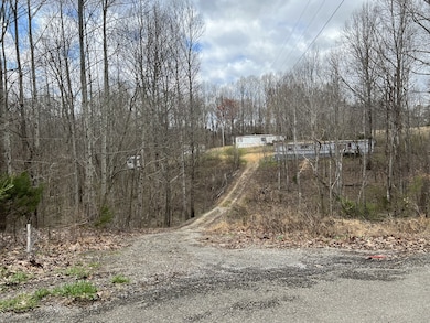 226 Sands Rd, Pulaski, TN 38478 - photo 7