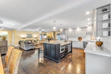 16 Whitford St unit 2, Boston, MA 02131 - photo 6