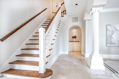 3255 Oak St, Jacksonville, FL 32205 - photo 5