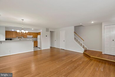 22 Appledowre Ct, Germantown, MD 20876 - photo 4