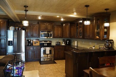 1717 E Thoroughfare Dr, Republic, MO 65738 - photo 2