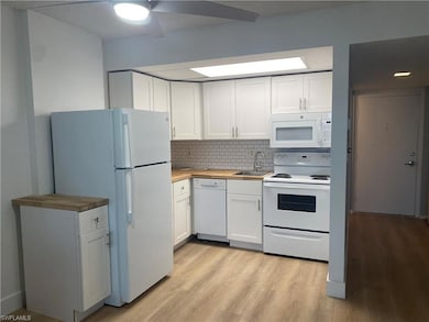 3 Bluebill Ave unit 511, Naples, FL 34108 - photo 7