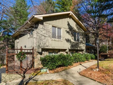 7 Gardenwood Ln, Asheville, NC 28803 - photo 2