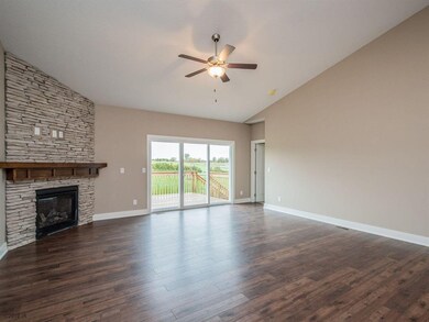 9956 Thorton Dr, Grimes, IA 50111 - photo 3