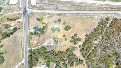 415 N Spikes Rd, Corsicana, TX 75110 - photo 3