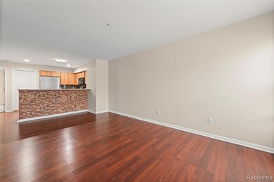 1156 Faulkner unit E4, Troy, MI 48083 - photo 7