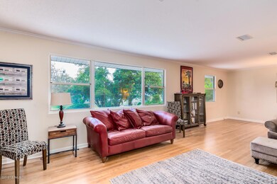 6240 Riviera Manor Dr, Jacksonville, FL 32216 - photo 4