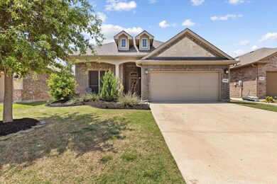 1225 Scott Dr, Weatherford, TX 76087 - photo 2