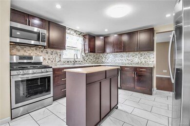 787 Castlebar Dr, North Tonawanda, NY 14120 - photo 5