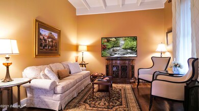 Living Room02