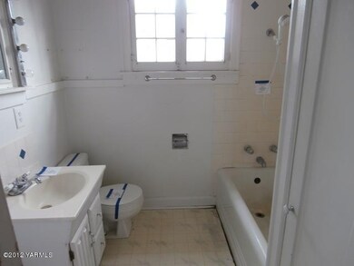 Case #561-789427- bath2