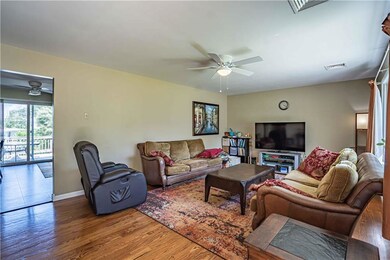 502 Diamond St, Slatington, PA 18080 - photo 6