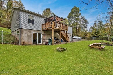 208 Spring Hill Rd, Honesdale, PA 18431 - photo 2