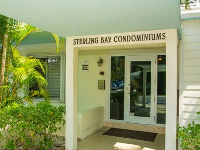 855 Dahlia Ln unit 205, Vero Beach, FL 32963 - photo 4