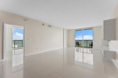Quantum On the Bay unit 3702, Miami, FL 33132 - photo 5