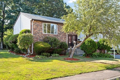 6 Huckleberry Ln, Randolph, MA 02368 - photo 2