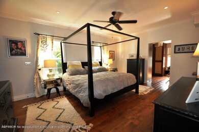 8 Master Bedroom