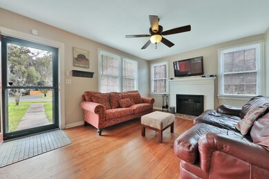 2261 Lake Shore Blvd, Jacksonville, FL 32210 - photo 2