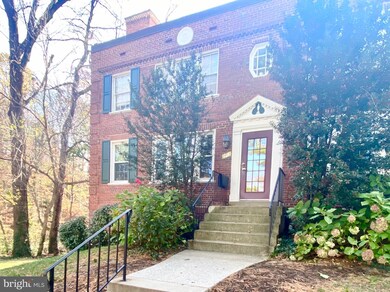 unlisted-address, Arlington, VA 22201 - photo 2