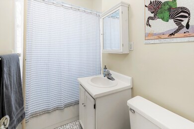 21 Sutherland Rd unit 5, Brighton, MA 02135 - photo 6