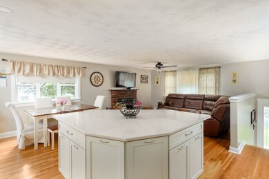 101 Captain Standish Dr, Abington, MA 02351 - photo 6
