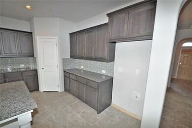 14713 Rambling Creek Dr, Edmond, OK 73012 - photo 6