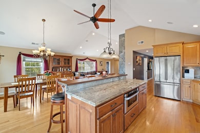 373 Prospect St, Wethersfield, CT 06109 - photo 4