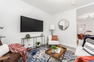 [005] 108 W Pacemont Rd, Columb