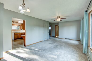 3230 Preston Rd, Eau Claire, WI 54703 - photo 4