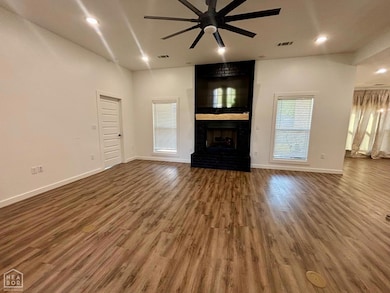 3202 Fairview Rd, Paragould, AR 72450 - photo 6