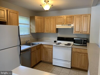 2166 Birch Dr unit 1, Lafayette Hill, PA 19444 - photo 7