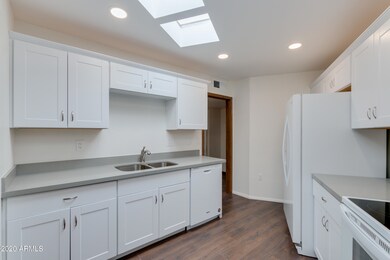 13808 N 109th Ave, Sun City, AZ 85351 - photo 7