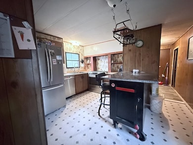 200 Sherwood Glen, Somersworth, NH 03878 - photo 7