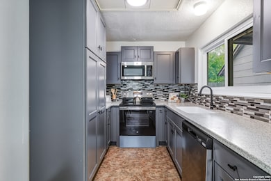 2963 Ash Field Dr, San Antonio, TX 78245 - photo 4