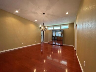 121 E College St, Sherman, TX 75090 - photo 6