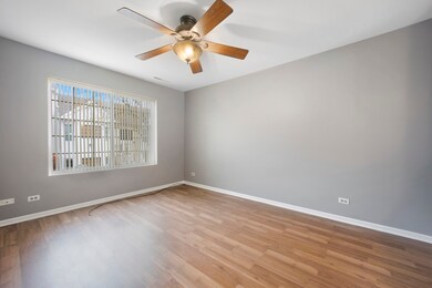 807 Hidden Creek Ln unit 4204, North Aurora, IL 60542 - photo 5