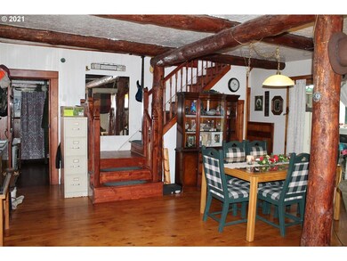 214 E Main St, Canyon City, OR 97820 - photo 6