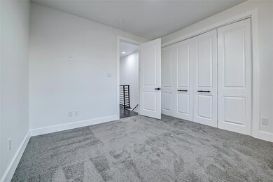 1913 Hoskins Dr unit B, Houston, TX 77080 - photo 7