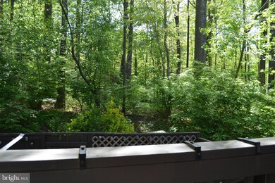 2343 Emerald Heights Ct, Reston, VA 20191 - photo 3