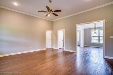 1705-West-snapsold-screen-180544-10
