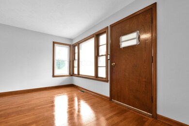 6-web-or-mls-1231-s-pickaway-st