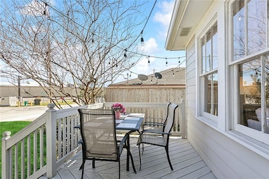 PORCH
8'1