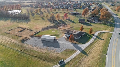 19985 W 199th St, Spring Hill, KS 66083 - photo 4